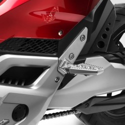 R-0942 : Reposapies para pasajero DPM Forza 750 NSS