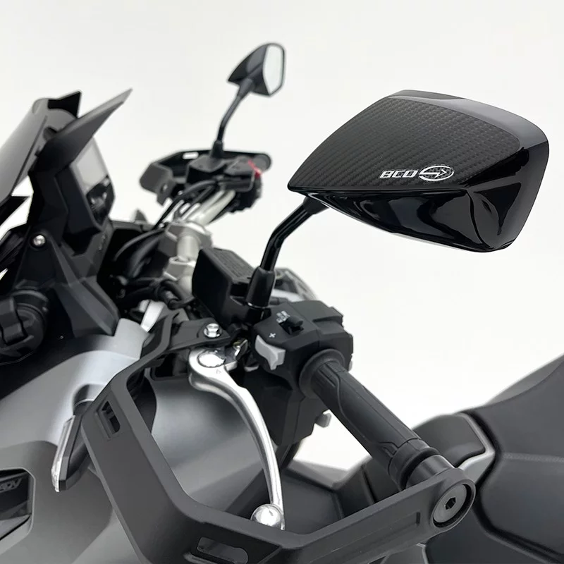 RETRO01264 : Spiegelgehäuse von BCD Design Forza 750 NSS
